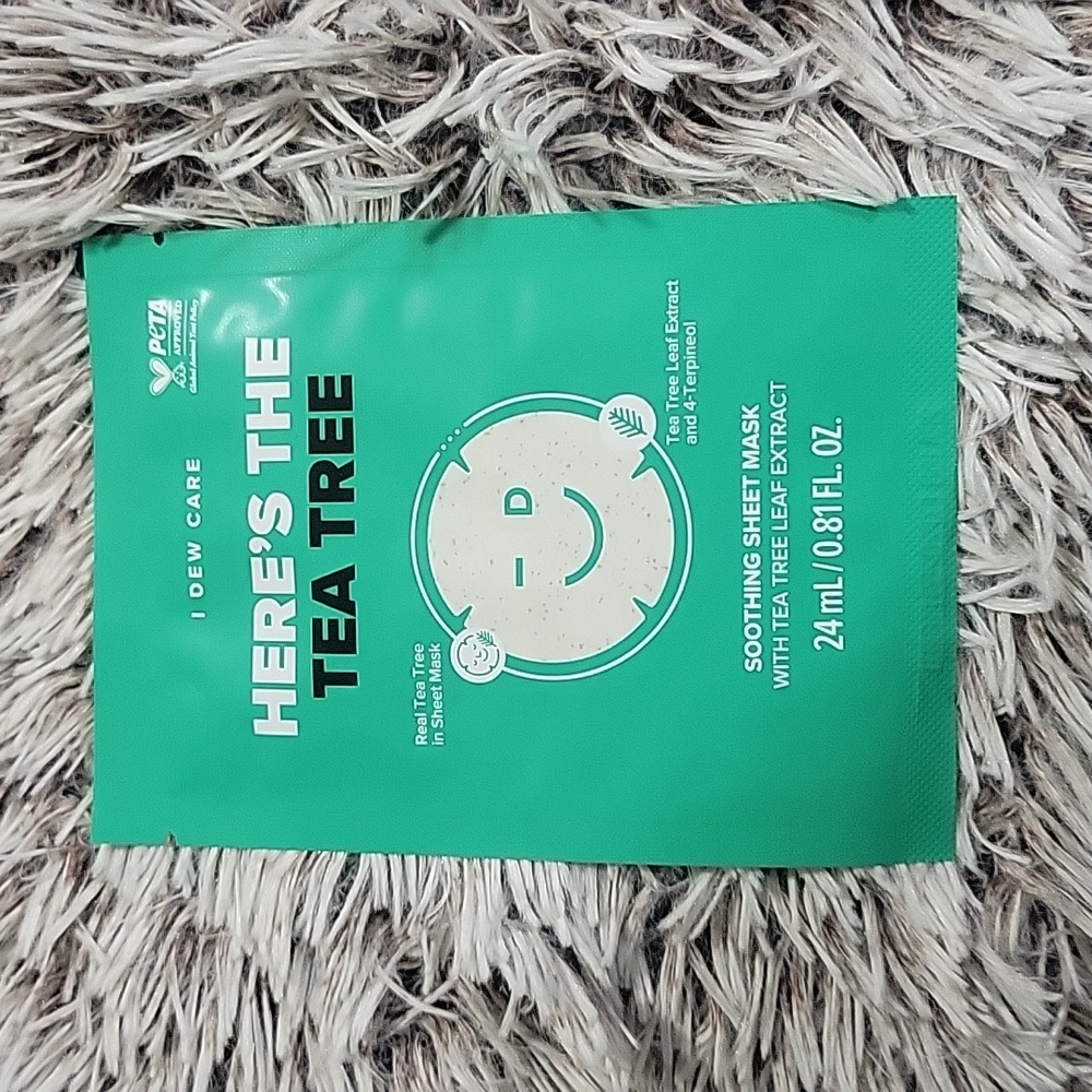FREE face mask with any purchase from my closet